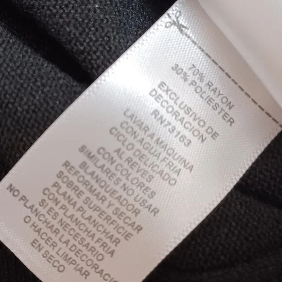 Women's Cable & Gauge Black Sweater with Gold Beaded Front Size Medium - Picture 7 of 7